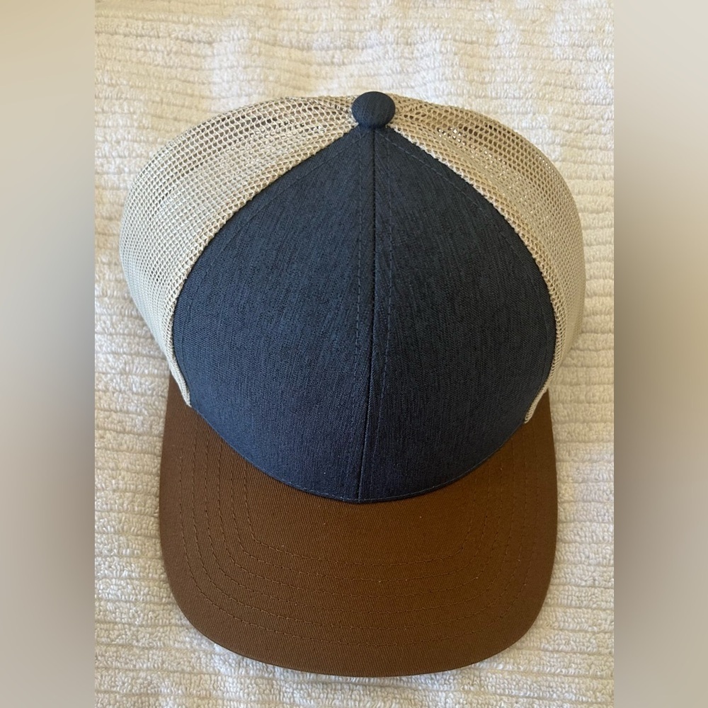 Trucker Hat blue brown New